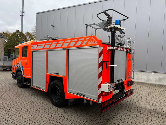 Mercedes - 2000 - atego 1325 f - brandweerwagen - afbeelding 15 van  46