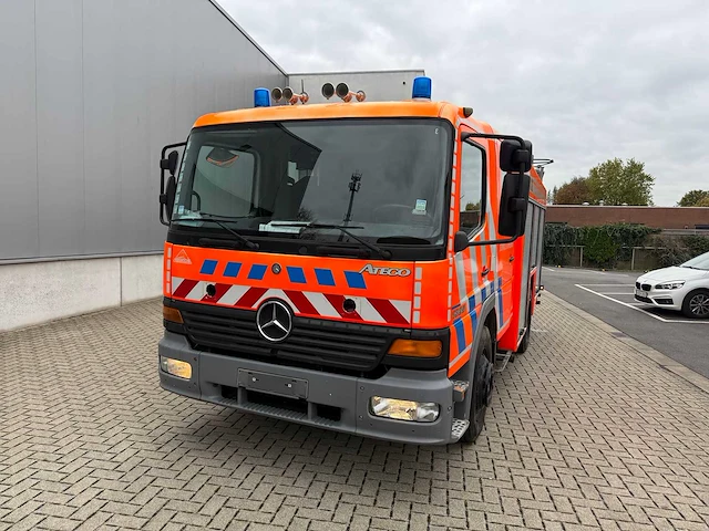Mercedes - 2000 - atego 1325 f - brandweerwagen - afbeelding 45 van  46