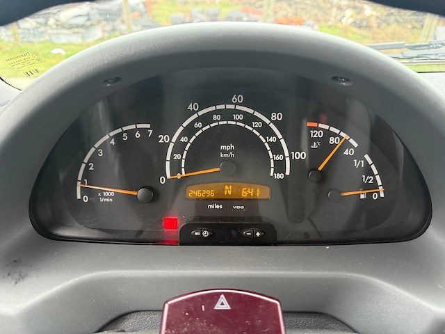Mercedes - 2001 - sprinter - mobilhome - personenauto - afbeelding 17 van  50