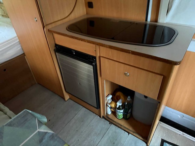 Mercedes - 2001 - sprinter - mobilhome - personenauto - afbeelding 13 van  34