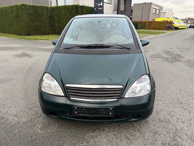Mercedes - 2002 - a170 - - personenauto - afbeelding 12 van  17