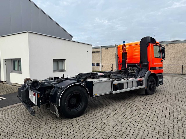 Mercedes - 2003 - axtros 1931 - brandweerwagen - afbeelding 36 van  64