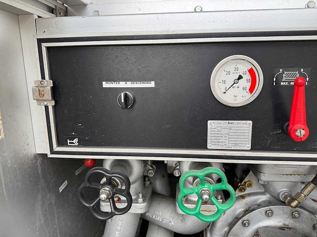 Mercedes - 2004 - atego 1428 f/4x2 - brandweerwagen - afbeelding 16 van  44