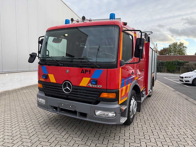 Mercedes - 2004 - atego 1428 f/4x2 - brandweerwagen - afbeelding 30 van  44