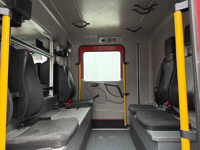 Mercedes - 2004 - atego 1428 f/4x2 - brandweerwagen - afbeelding 20 van  43