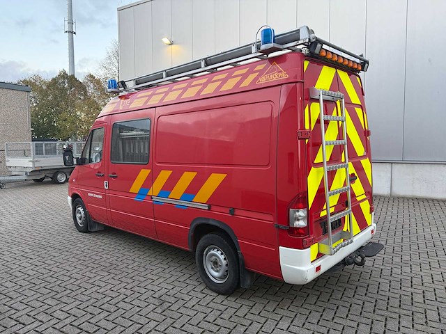 Mercedes - 2005 - 316 cdi - brandweerwagen - afbeelding 3 van  32