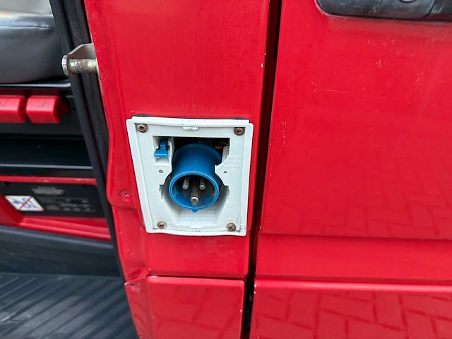 Mercedes - 2005 - 316 cdi - brandweerwagen - afbeelding 11 van  32