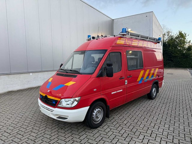 Mercedes - 2005 - 316 cdi - brandweerwagen - afbeelding 12 van  32