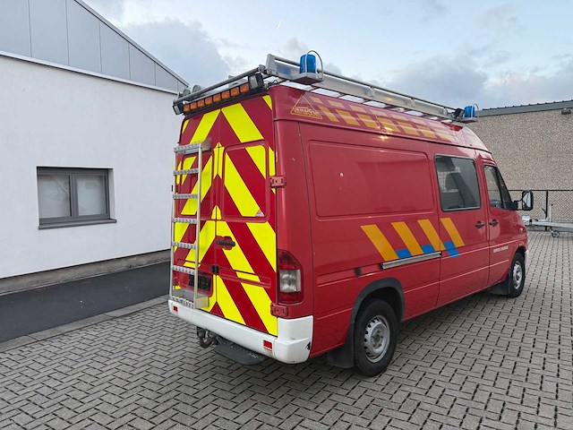 Mercedes - 2005 - 316 cdi - brandweerwagen - afbeelding 31 van  32