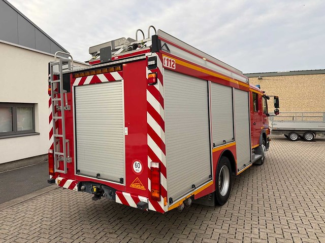 Mercedes - 2005 - atego 1428 f/ 4x2 - brandweerwagen - afbeelding 2 van  45