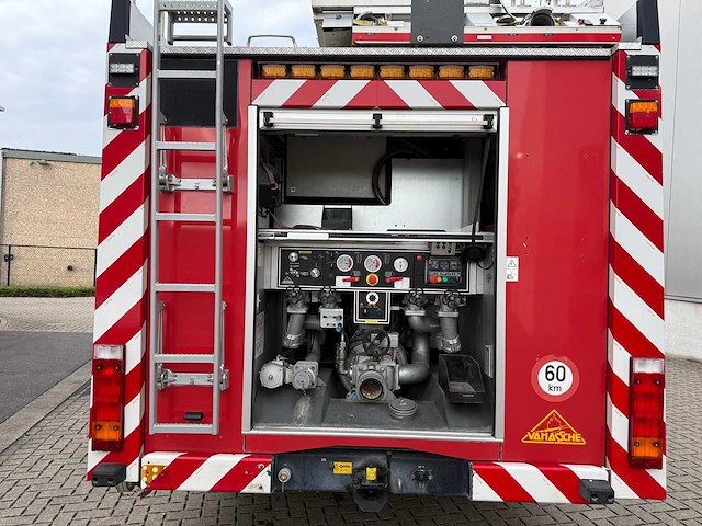 Mercedes - 2005 - atego 1428 f/ 4x2 - brandweerwagen - afbeelding 9 van  45