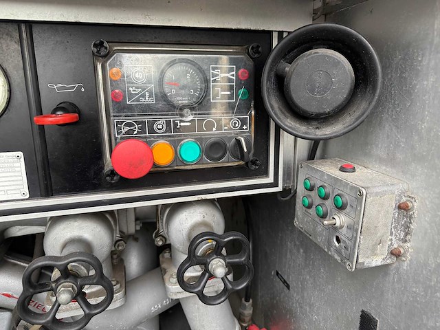 Mercedes - 2006 - atego 1428 f 4x2 - brandweerwagen - afbeelding 14 van  46