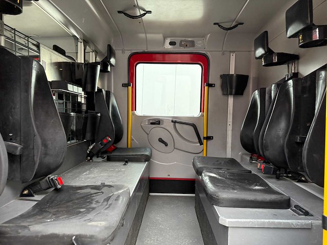 Mercedes - 2006 - atego 1428 f 4x2 - brandweerwagen - afbeelding 24 van  46