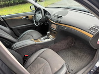 Mercedes - 2006 - e220 cdi - personenauto - afbeelding 7 van  24