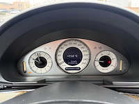 Mercedes - 2006 - e220 cdi - personenauto - afbeelding 13 van  24