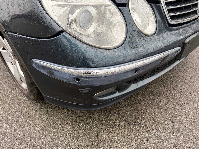 Mercedes - 2006 - e220 cdi - personenauto - afbeelding 23 van  24