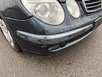 Mercedes - 2006 - e220 cdi - personenauto - afbeelding 23 van  24