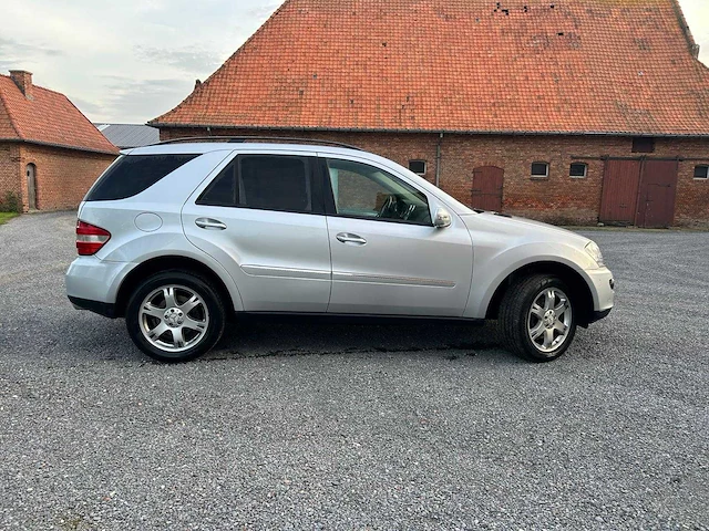 Mercedes - 2007 - ml - 280cdi - personenauto - afbeelding 17 van  18