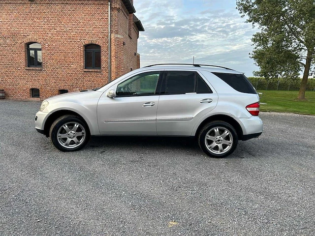 Mercedes - 2007 - ml - 280cdi - personenauto - afbeelding 18 van  18