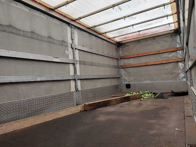 Mercedes - 2008 - 816 d - vrachtwagen - afbeelding 20 van  27