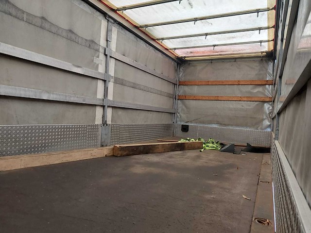 Mercedes - 2008 - 816 d - vrachtwagen - afbeelding 24 van  27