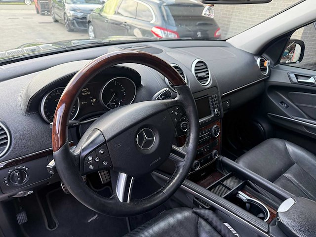 Mercedes - 2008 - gl - 320 cdi - personenauto - afbeelding 21 van  29