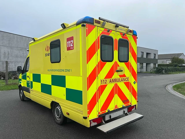 Mercedes - 2008 - sprinter 318 cdi - ambulance - afbeelding 6 van  44