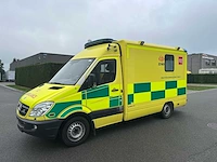 Mercedes - 2008 - sprinter 318 cdi - ambulance - afbeelding 1 van  44