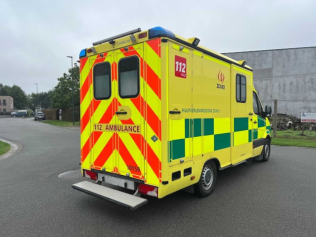 Mercedes - 2008 - sprinter 318 cdi - ambulance - afbeelding 2 van  44