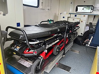 Mercedes - 2008 - sprinter 318 cdi - ambulance - afbeelding 8 van  44