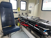 Mercedes - 2008 - sprinter 318 cdi - ambulance - afbeelding 13 van  44