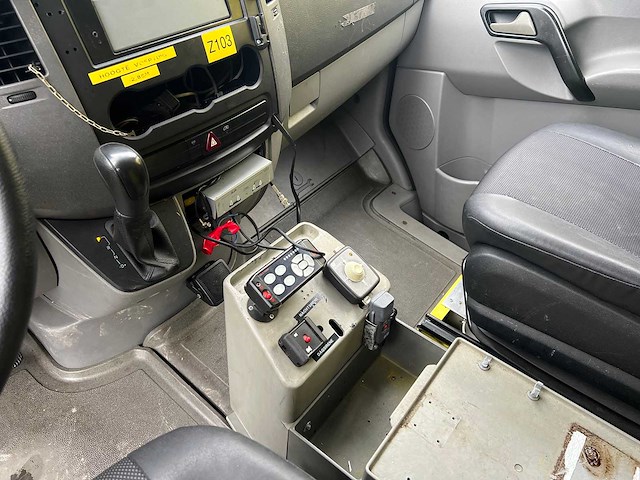 Mercedes - 2008 - sprinter 318 cdi - ambulance - afbeelding 29 van  44