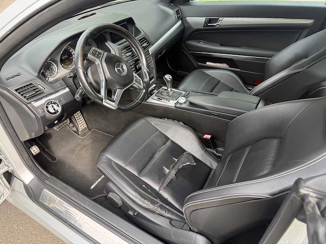 Mercedes - 2012 - e220 cdi - coupe - personenauto - afbeelding 7 van  19