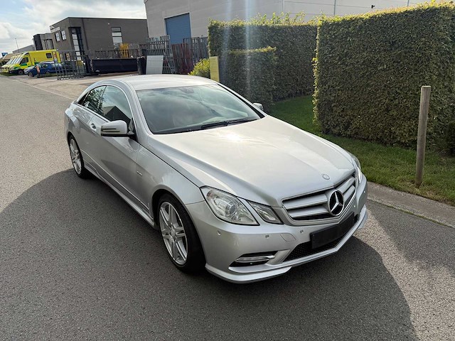 Mercedes - 2012 - e220 cdi - coupe - personenauto - afbeelding 12 van  19