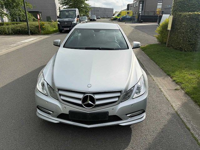 Mercedes - 2012 - e220 cdi - coupe - personenauto - afbeelding 14 van  19