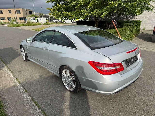 Mercedes - 2012 - e220 cdi - coupe - personenauto - afbeelding 16 van  19