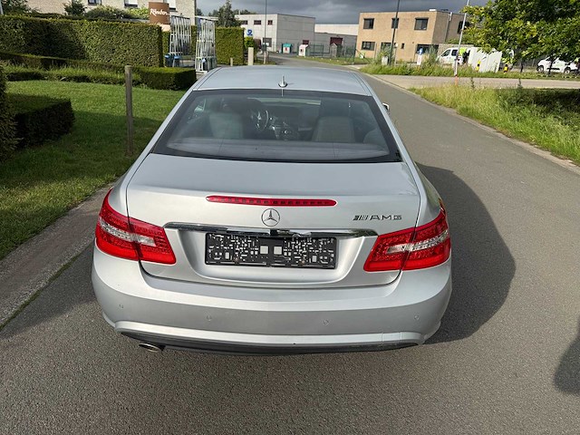 Mercedes - 2012 - e220 cdi - coupe - personenauto - afbeelding 19 van  19