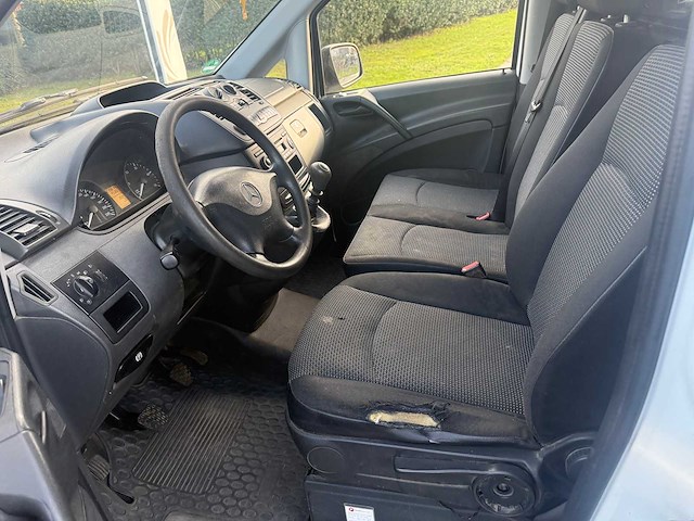 Mercedes - 2012 - vito - personenauto - afbeelding 16 van  28