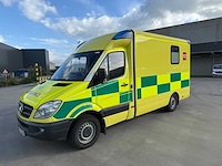 Mercedes - 2013 - 315 cdi - ambulance - personenauto