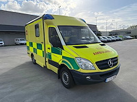 Mercedes - 2013 - 315 cdi - ambulance - personenauto - afbeelding 41 van  42
