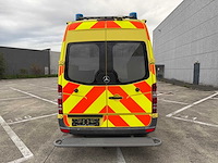 Mercedes - 2013 - ambulance - ambulance - afbeelding 2 van  33