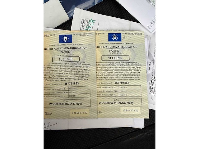 Mercedes - 2013 - ambulance - ambulance - afbeelding 18 van  33