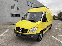Mercedes - 2013 - ambulance - ambulance - afbeelding 25 van  33