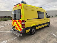 Mercedes - 2013 - ambulance - ambulance - afbeelding 28 van  33