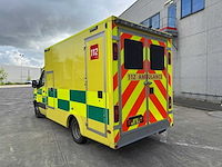 Mercedes - 2014 - 319 cdi - ambulance - personenauto - afbeelding 7 van  44