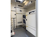 Mercedes - 2014 - 319 cdi - ambulance - personenauto - afbeelding 16 van  44
