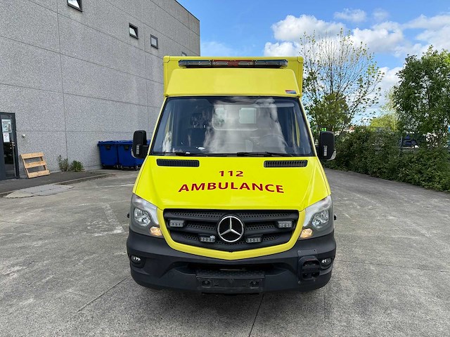 Mercedes - 2014 - 319 cdi - ambulance - personenauto - afbeelding 42 van  44