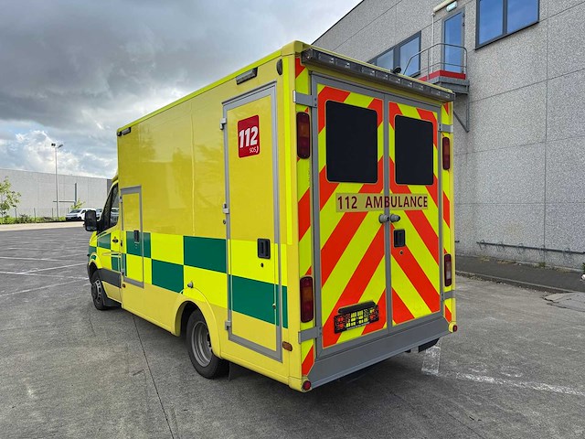 Mercedes - 2014 - 319 cdi - ambulance - personenauto - afbeelding 7 van  34