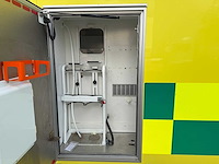 Mercedes - 2014 - 319 cdi - ambulance - personenauto - afbeelding 38 van  44