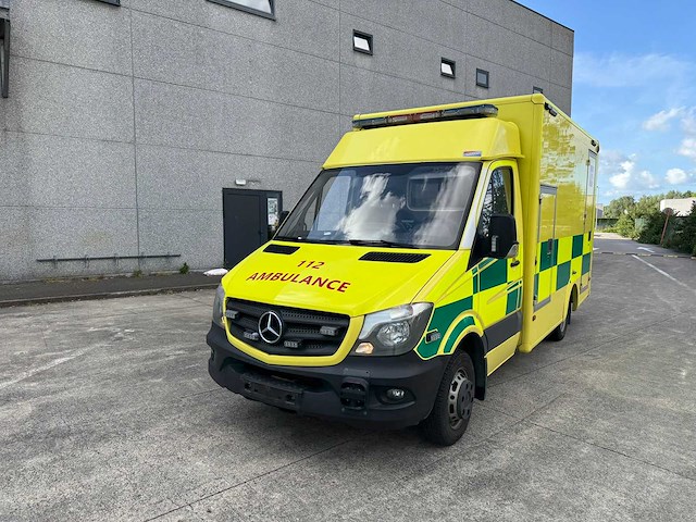 Mercedes - 2014 - 319 cdi - ambulance - personenauto - afbeelding 31 van  34